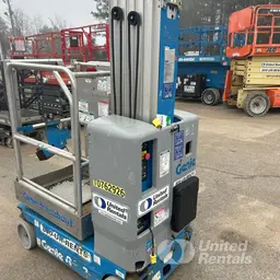 2018 Genie GR-20 Self-Propelled One-Person Lift