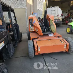 2017 JLG E450AJ Articulating Boom Lift