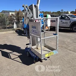 2018 Genie AWP-30SDC Pusharound Lift