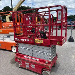 2019 MEC MICRO 19 Scissor Lift