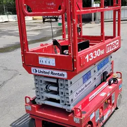 2018 MEC 1330SE Scissor Lift