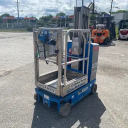 2019 Genie GR-20 Self-Propelled One-Person Lift