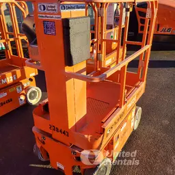 2019 Snorkel TM12E Self-Propelled One-Person Lift