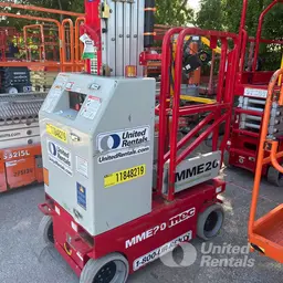 2017 MEC MME20 Self-Propelled One-Person Lift